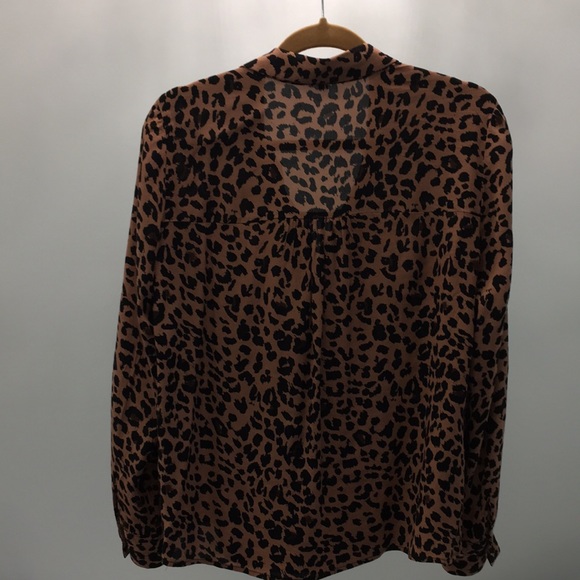 EUC Dynamite Button Down Blouse - Picture 6 of 7